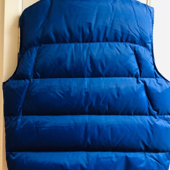 Men's‎ Blue Sleeveless Puffer Vest - Picture 4 of 6
